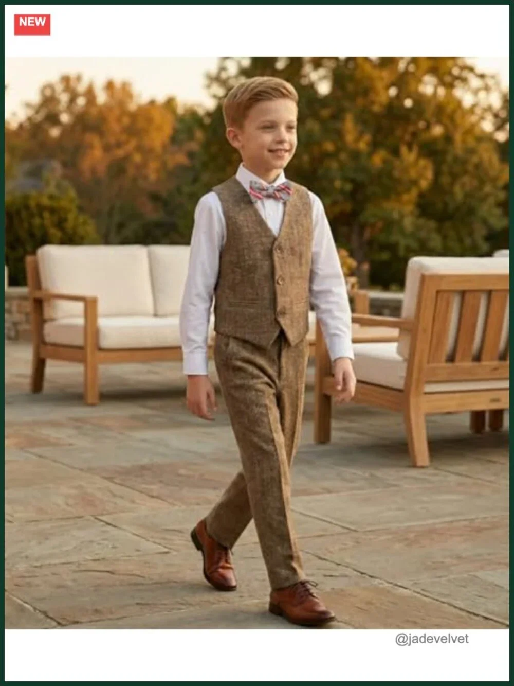 5-Piece Tweed Herringbone Suit Set for Boys - Jacket, Vest, Pants, Shirt, Tie